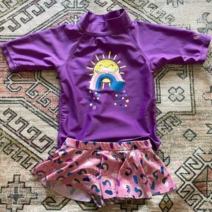 UV Skinz Swimsuit Size 6 girls